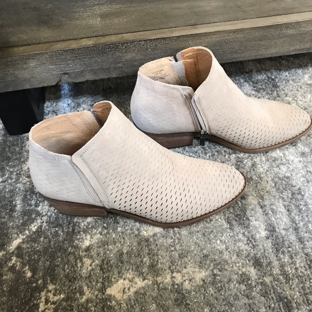 Lucky brand suede booties